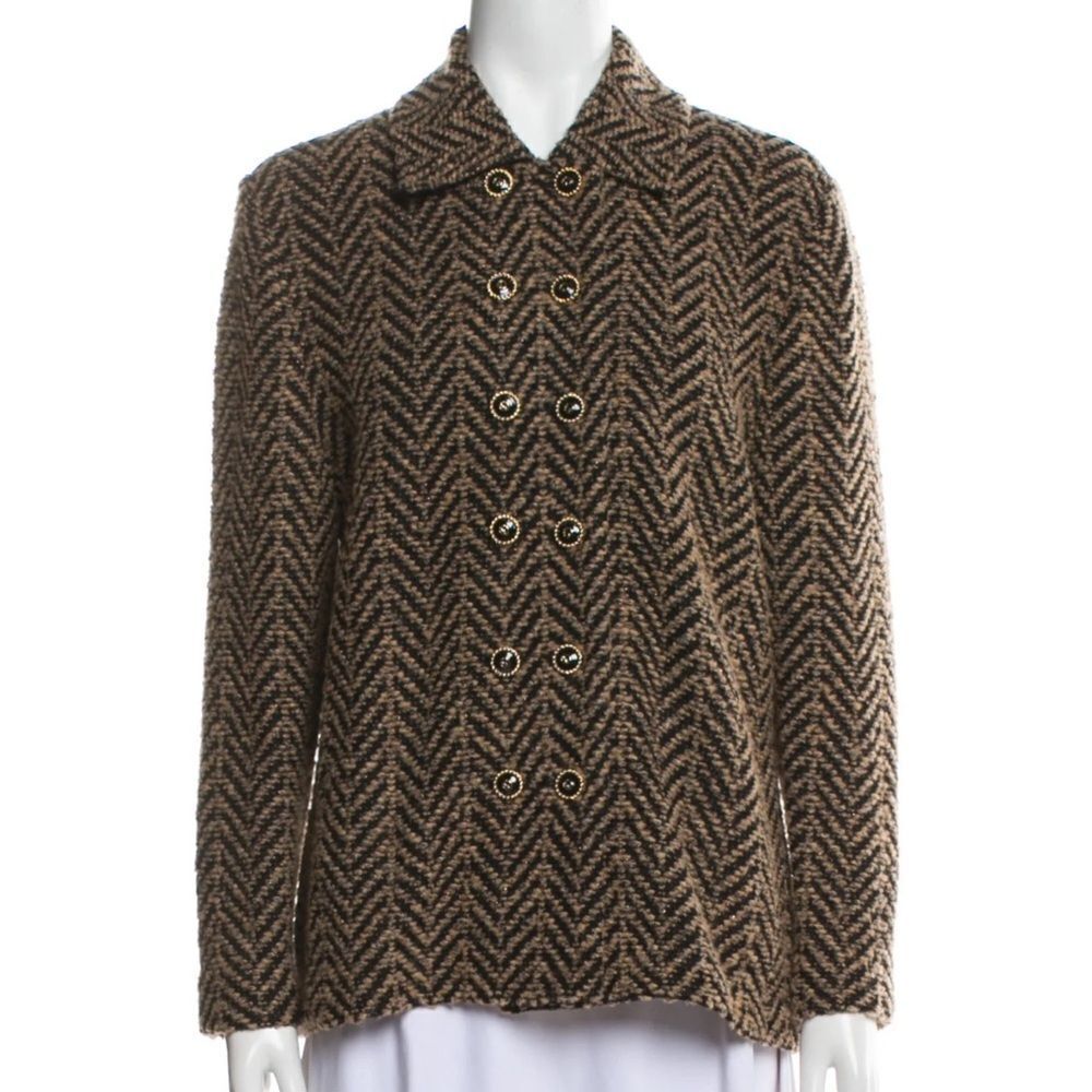 St. John Coat
T23